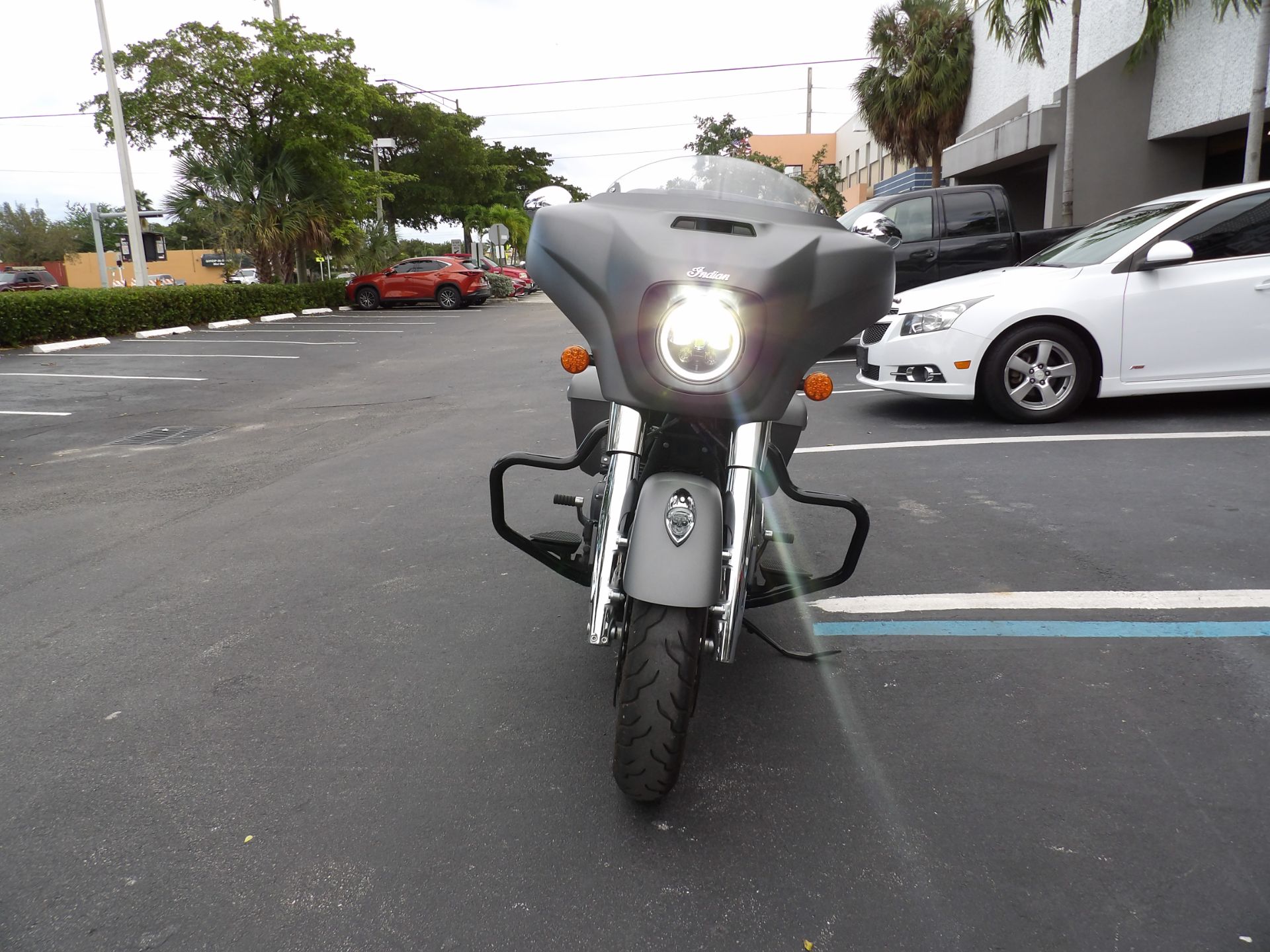 2020 Indian Motorcycle Chieftain® in Fort Lauderdale, Florida - Photo 8