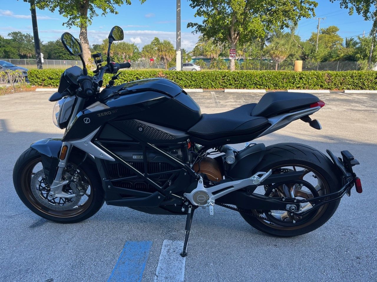 2024 Zero Motorcycles SR/F NA ZF17.3 in Fort Lauderdale, Florida - Photo 6