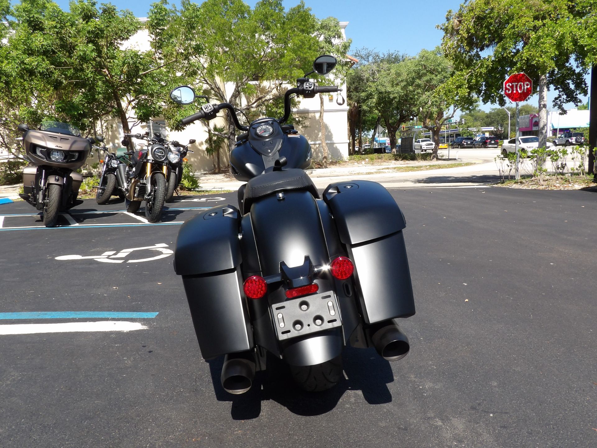 2024 Indian Motorcycle Springfield® Dark Horse® in Fort Lauderdale, Florida - Photo 4