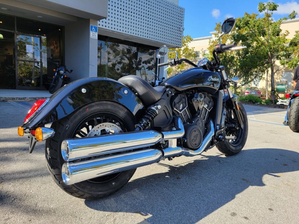 2024 Indian Motorcycle Scout® Sixty in Fort Lauderdale, Florida - Photo 2