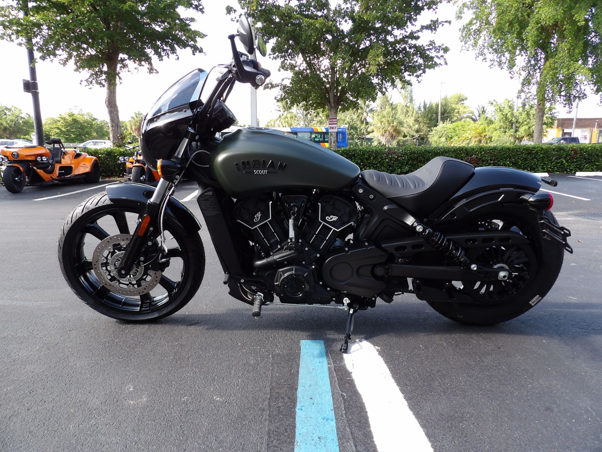 2024 Indian Motorcycle Scout® Rogue ABS in Fort Lauderdale, Florida - Photo 6