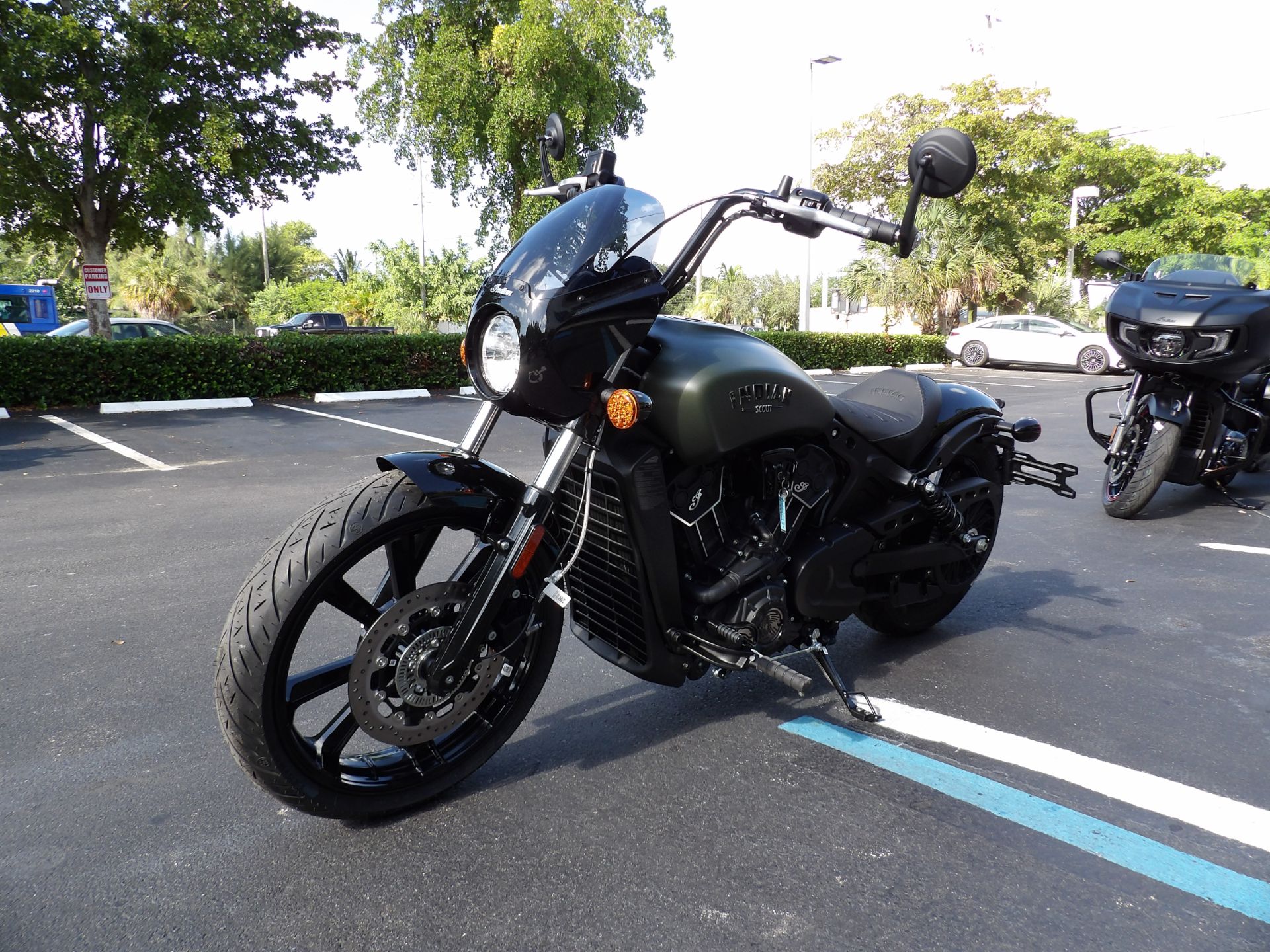 2024 Indian Motorcycle Scout® Rogue ABS in Fort Lauderdale, Florida - Photo 7