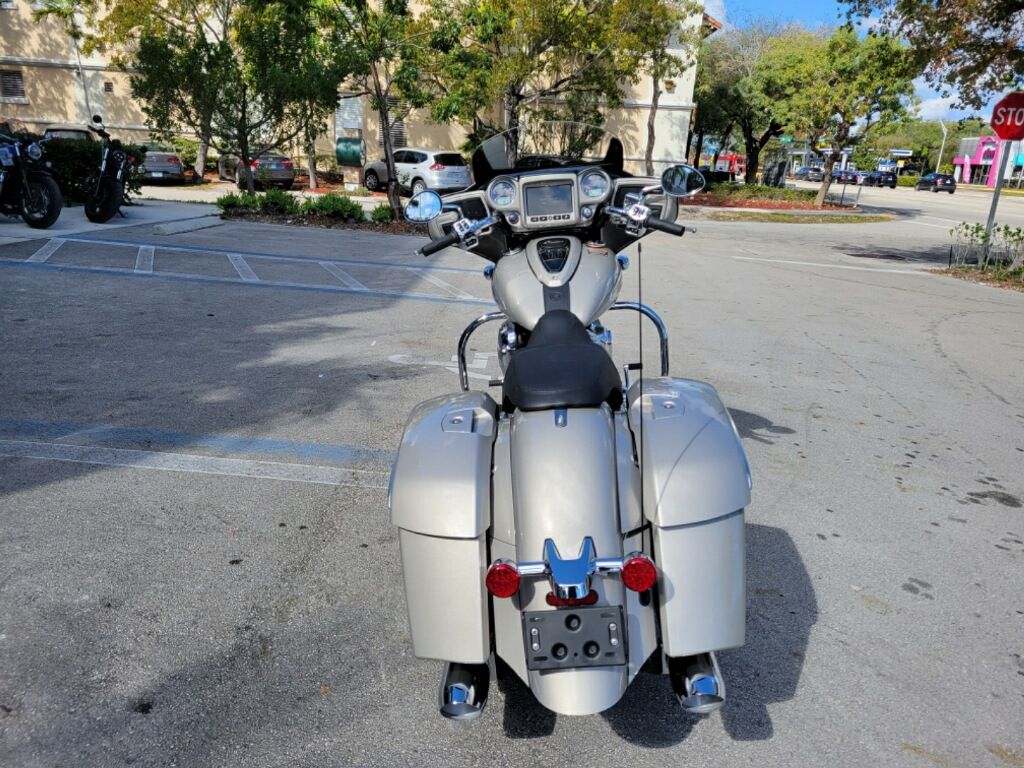 2022 Indian Motorcycle Chieftain® Limited in Fort Lauderdale, Florida - Photo 3