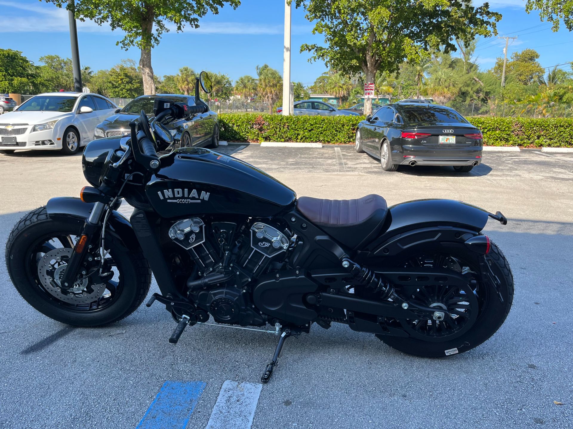 2024 Indian Motorcycle Scout® Bobber ABS in Fort Lauderdale, Florida - Photo 6