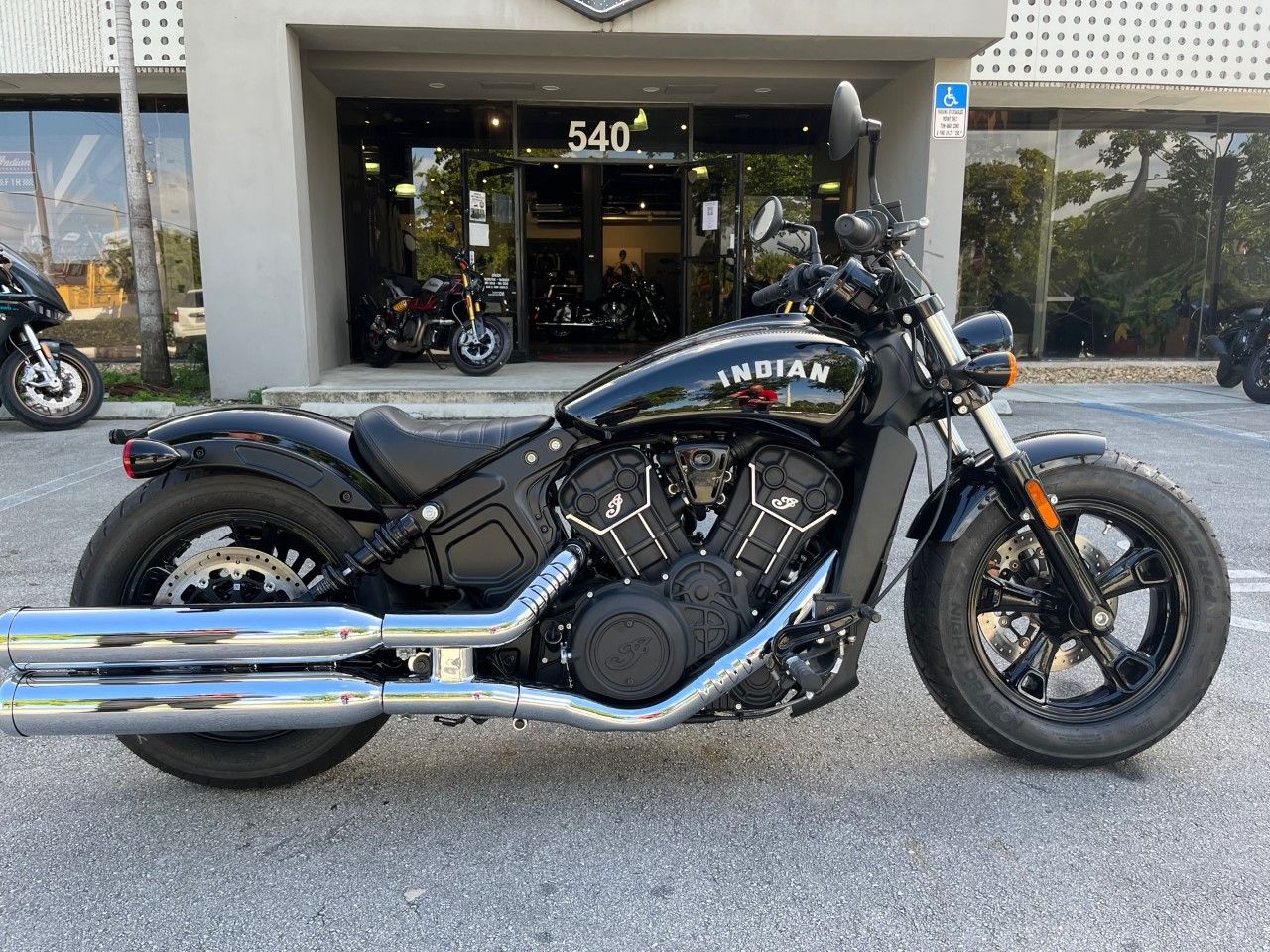 2024 Indian Motorcycle Scout® Bobber Sixty in Fort Lauderdale, Florida - Photo 2