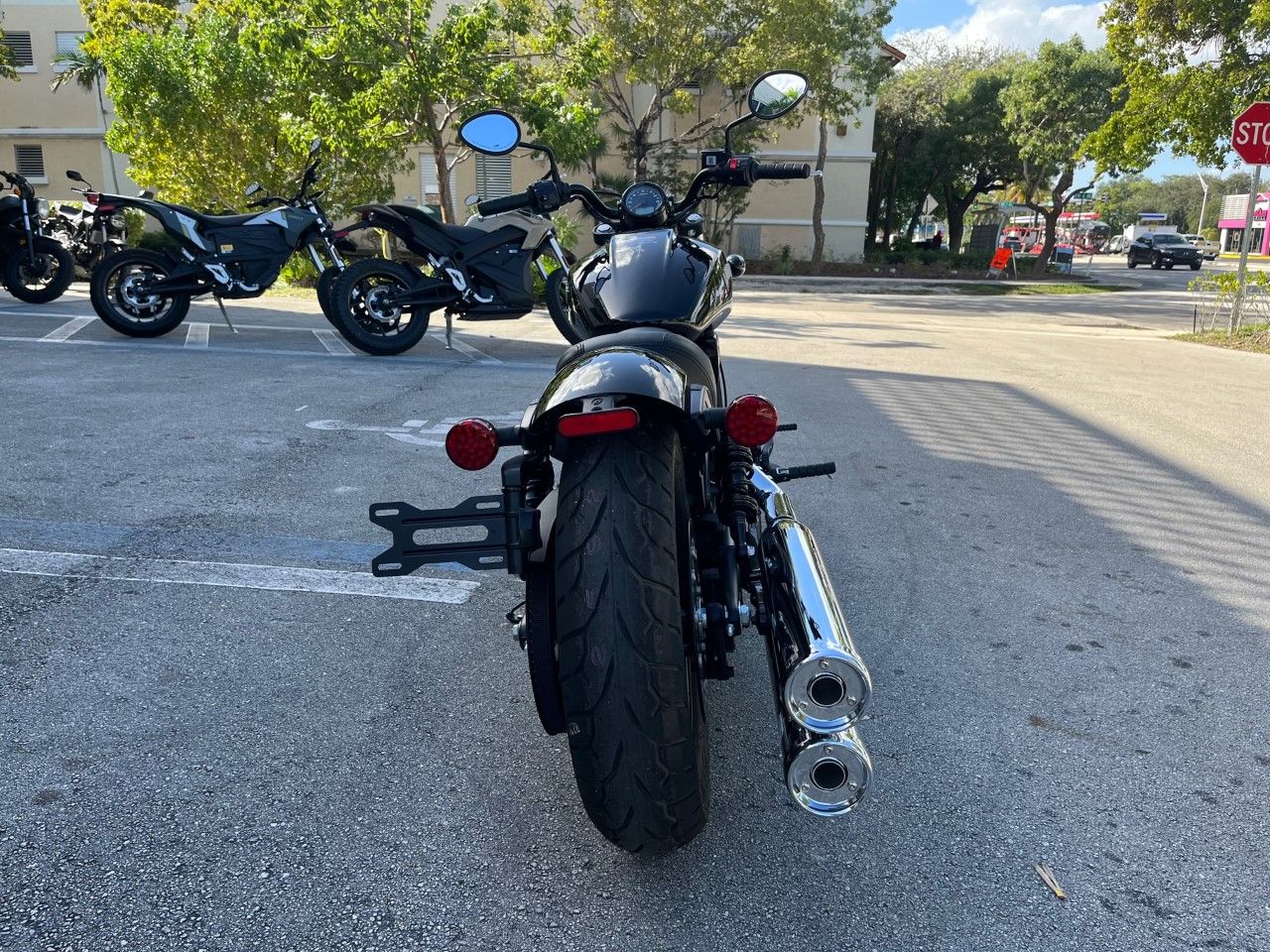 2024 Indian Motorcycle Scout® Bobber Sixty in Fort Lauderdale, Florida - Photo 4
