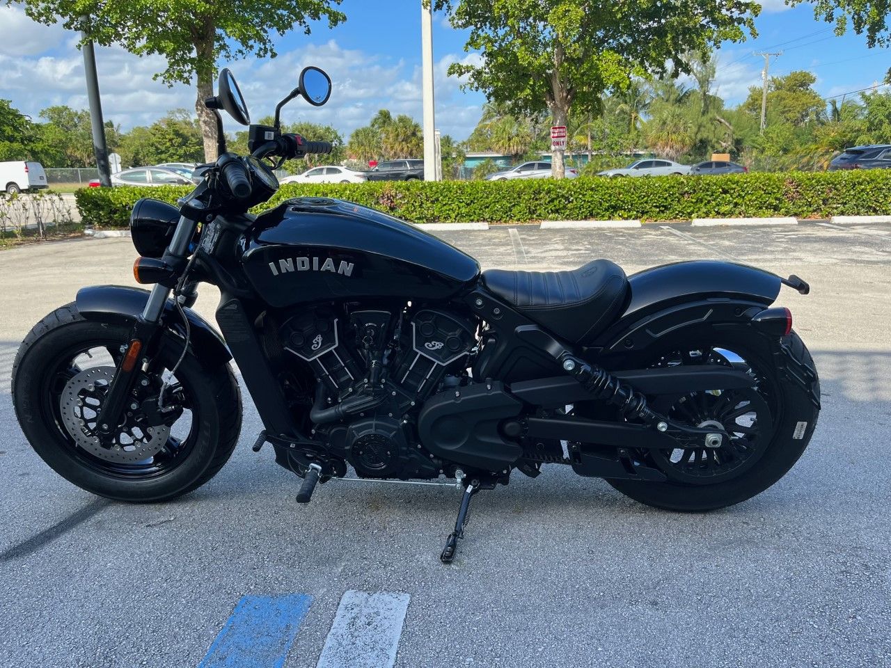 2024 Indian Motorcycle Scout® Bobber Sixty in Fort Lauderdale, Florida - Photo 6