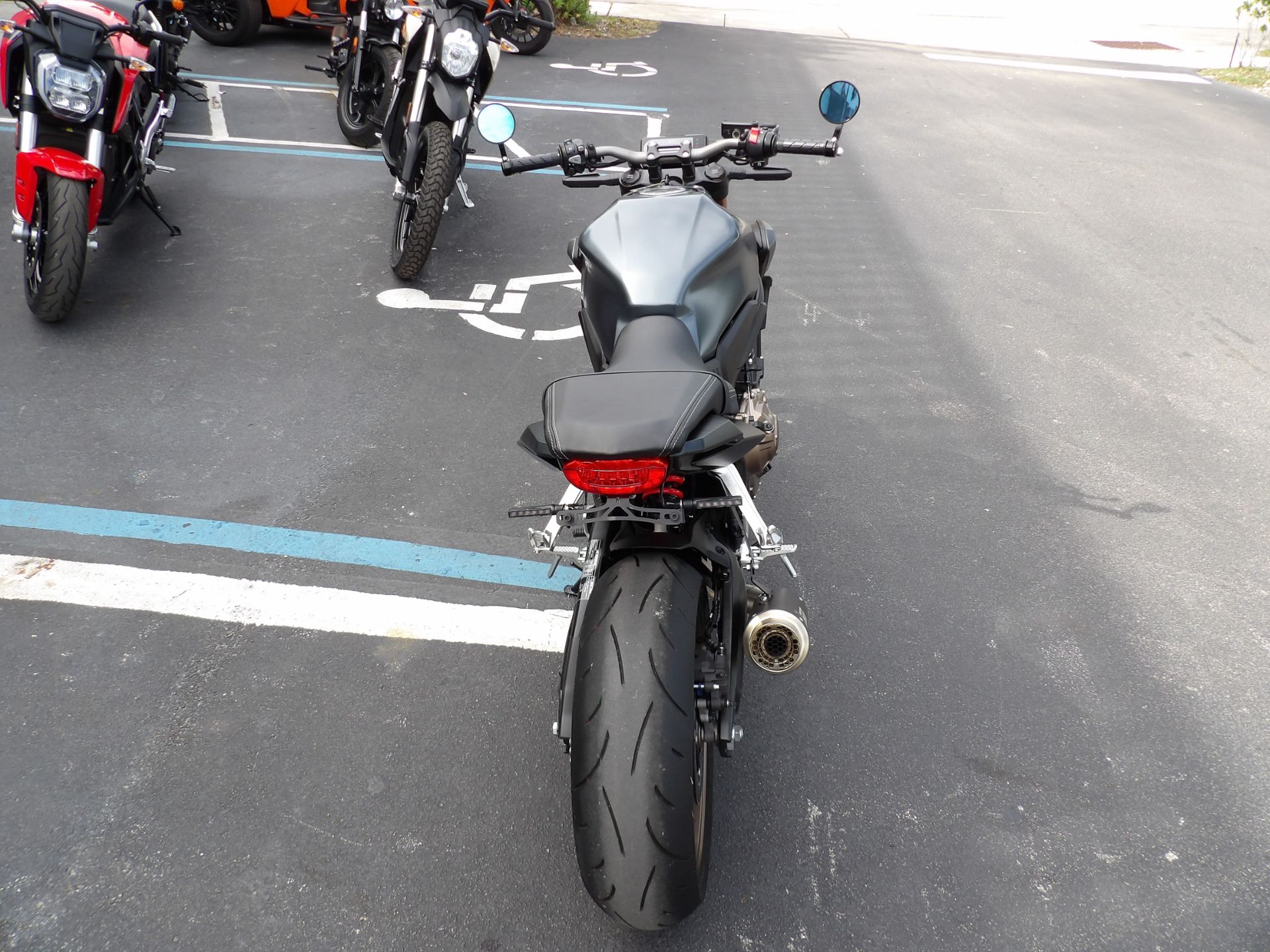 2024 Honda CB650R ABS in Fort Lauderdale, Florida - Photo 10