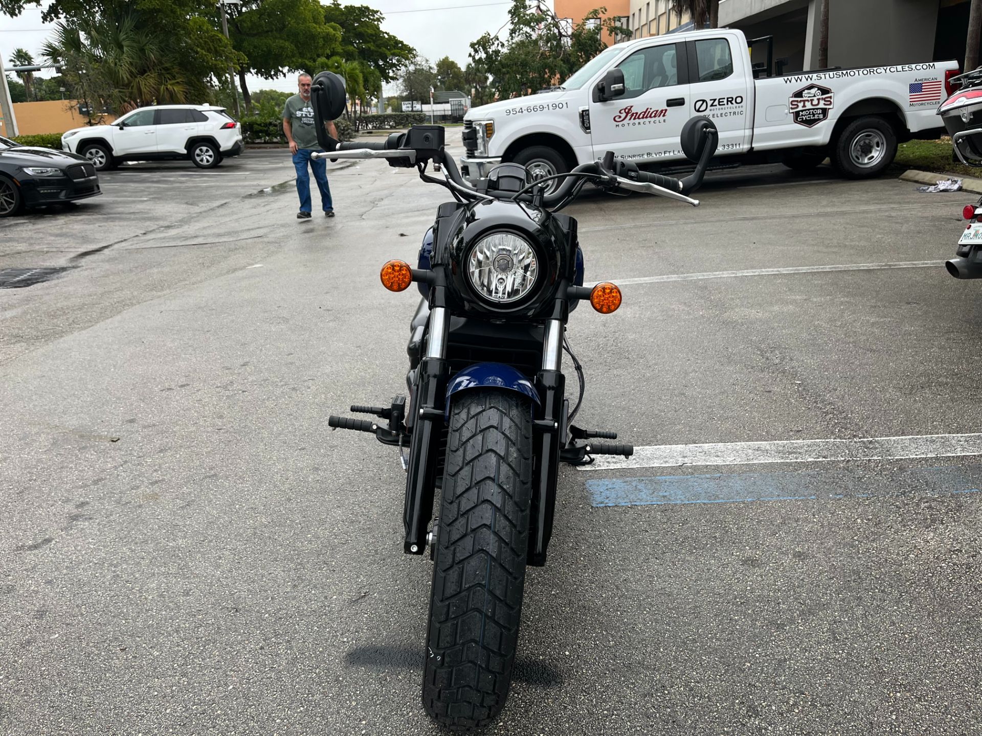 2024 Indian Motorcycle Scout® Bobber ABS in Fort Lauderdale, Florida - Photo 8