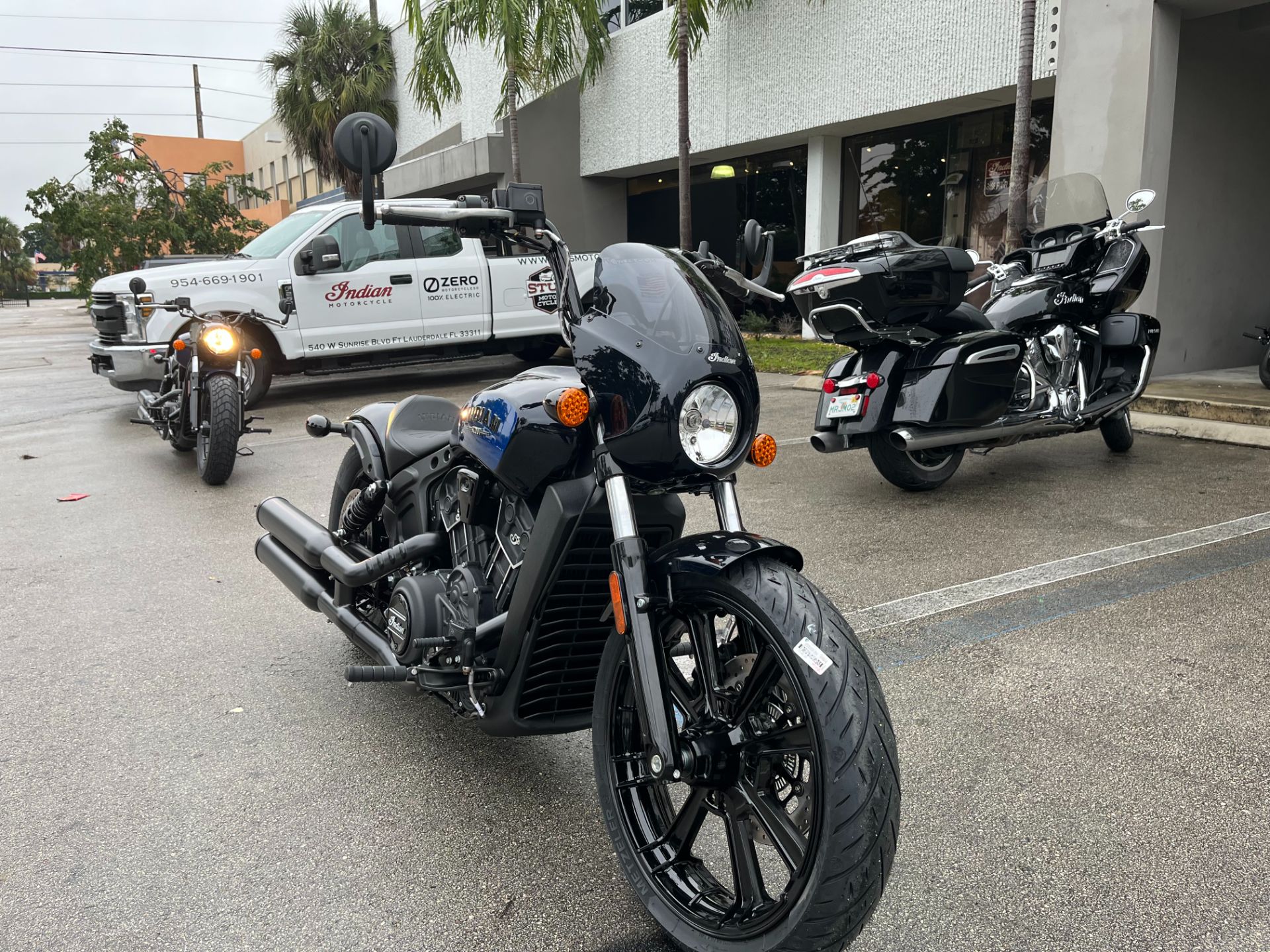 2024 Indian Motorcycle Scout® Rogue ABS Icon in Fort Lauderdale, Florida - Photo 8