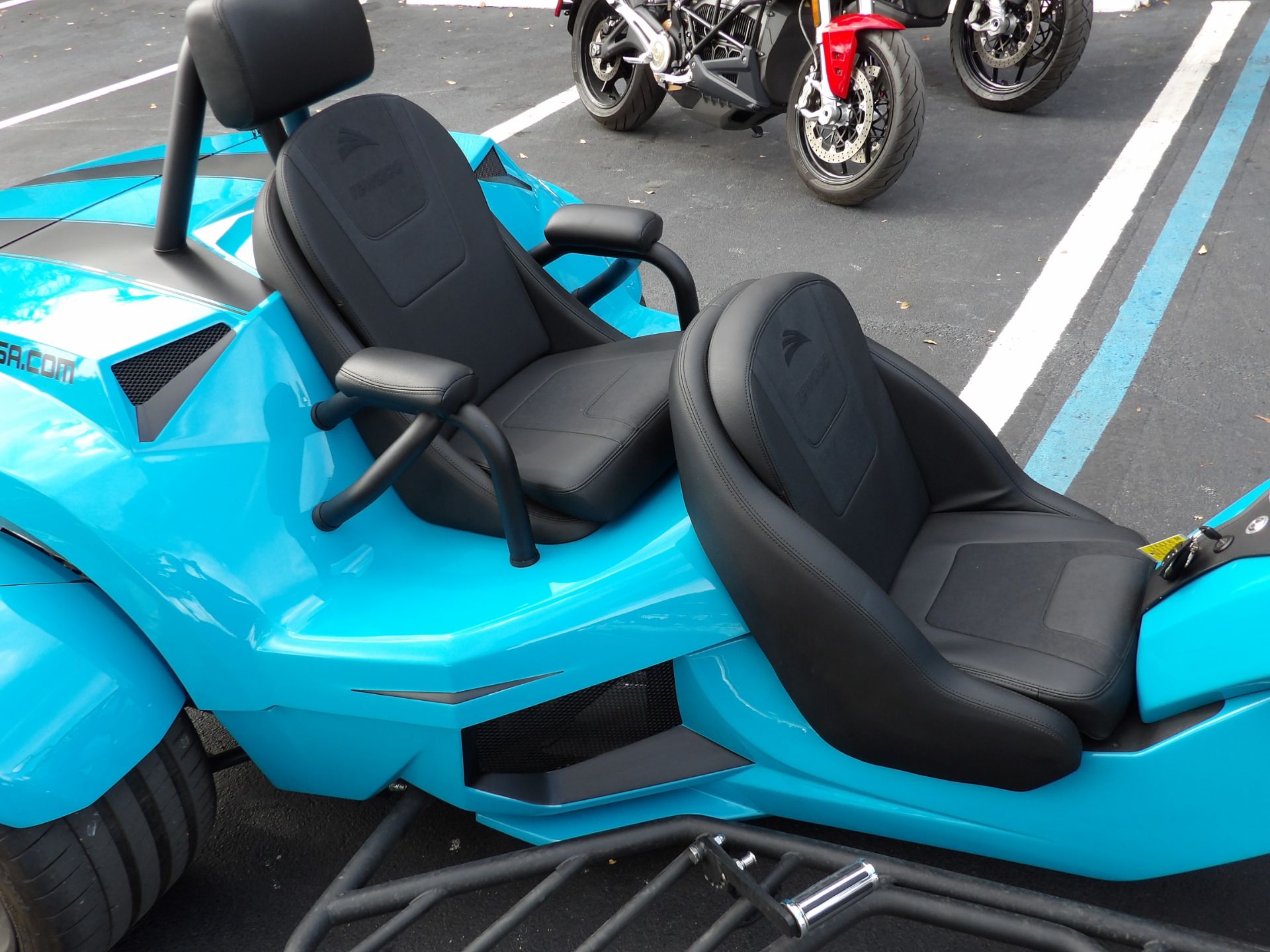 2024 rewaco PURE3 GT TOURING in Fort Lauderdale, Florida - Photo 11
