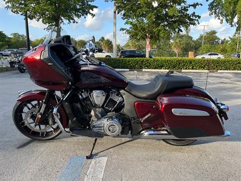 2022 Indian Motorcycle Challenger® Limited in Fort Lauderdale, Florida - Photo 6