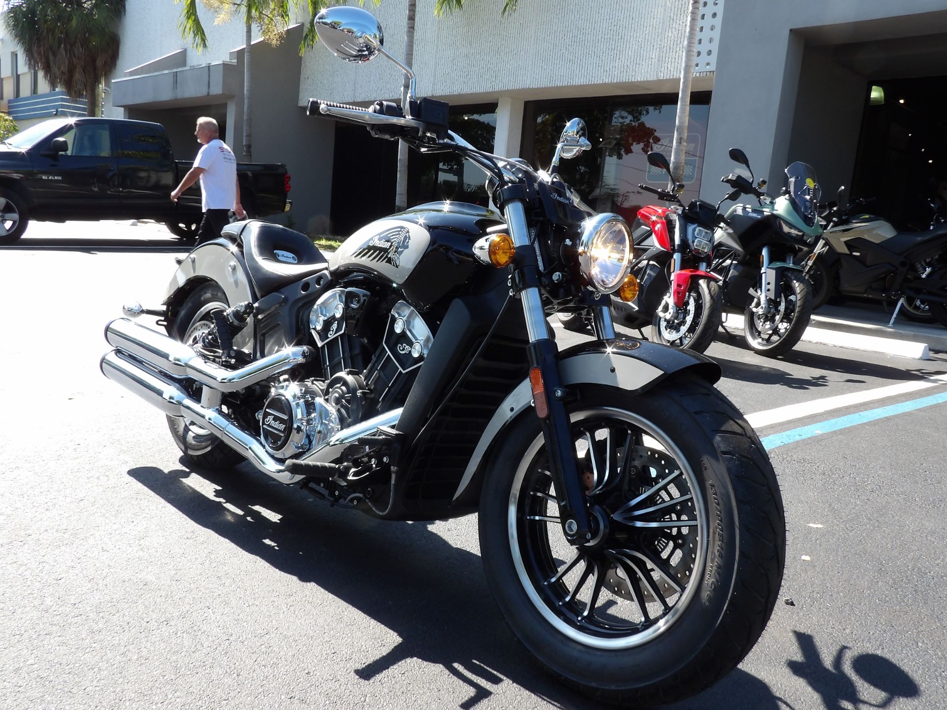 2024 Indian Motorcycle Scout® ABS Icon in Fort Lauderdale, Florida - Photo 9