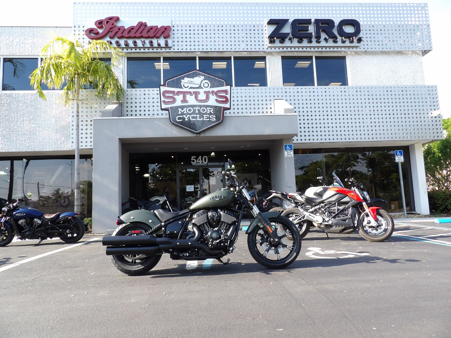 2024 Indian Motorcycle Chief Dark Horse® in Fort Lauderdale, Florida - Photo 1