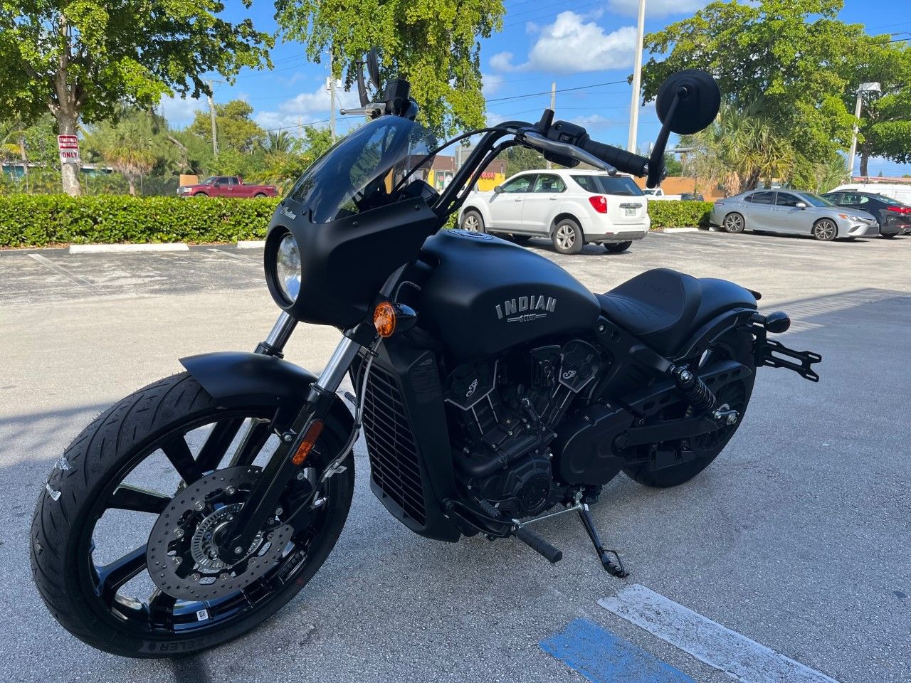 2024 Indian Motorcycle Scout® Rogue ABS in Fort Lauderdale, Florida - Photo 7