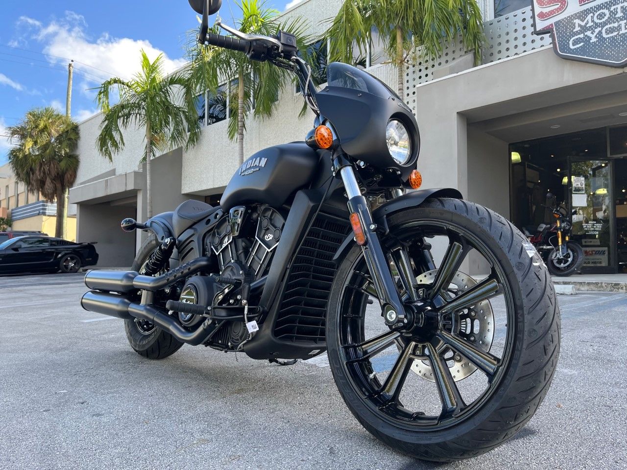 2024 Indian Motorcycle Scout® Rogue ABS in Fort Lauderdale, Florida - Photo 10