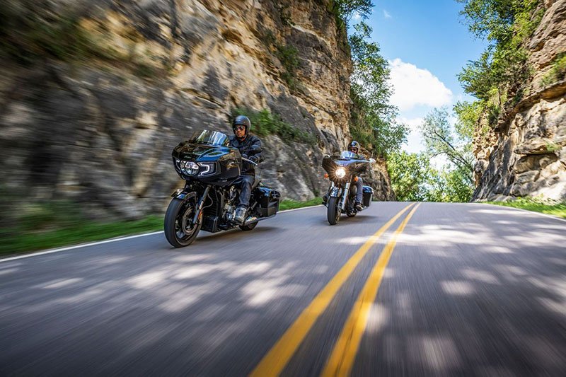 2022 Indian Motorcycle Challenger® in Fort Lauderdale, Florida - Photo 9