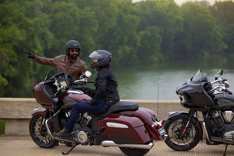 2022 Indian Motorcycle Challenger® Limited in Fort Lauderdale, Florida - Photo 9