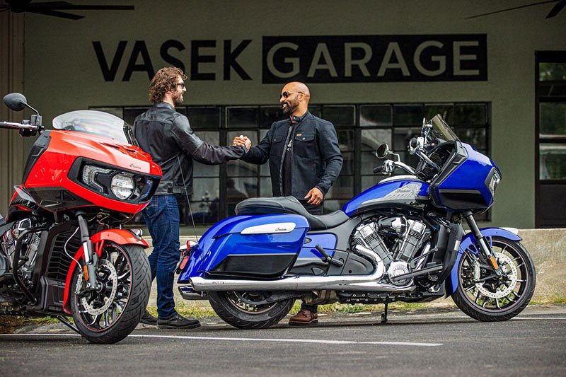 2022 Indian Motorcycle Challenger® Limited in Fort Lauderdale, Florida - Photo 8