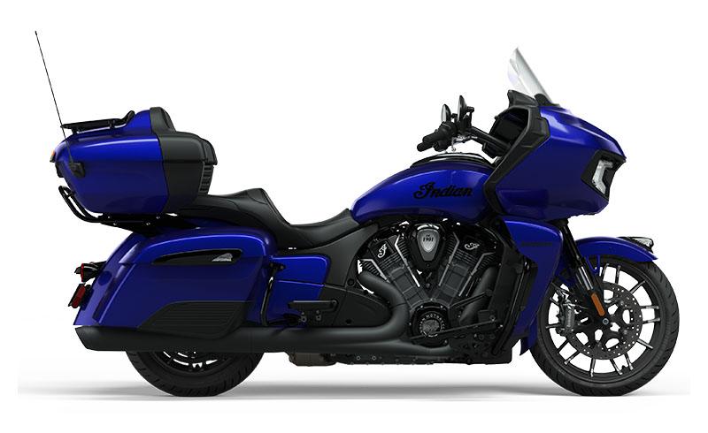 2022 Indian Motorcycle Pursuit® Dark Horse® in Fort Lauderdale, Florida - Photo 3