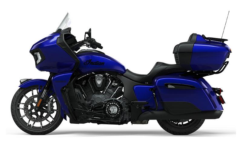 2022 Indian Motorcycle Pursuit® Dark Horse® in Fort Lauderdale, Florida - Photo 4