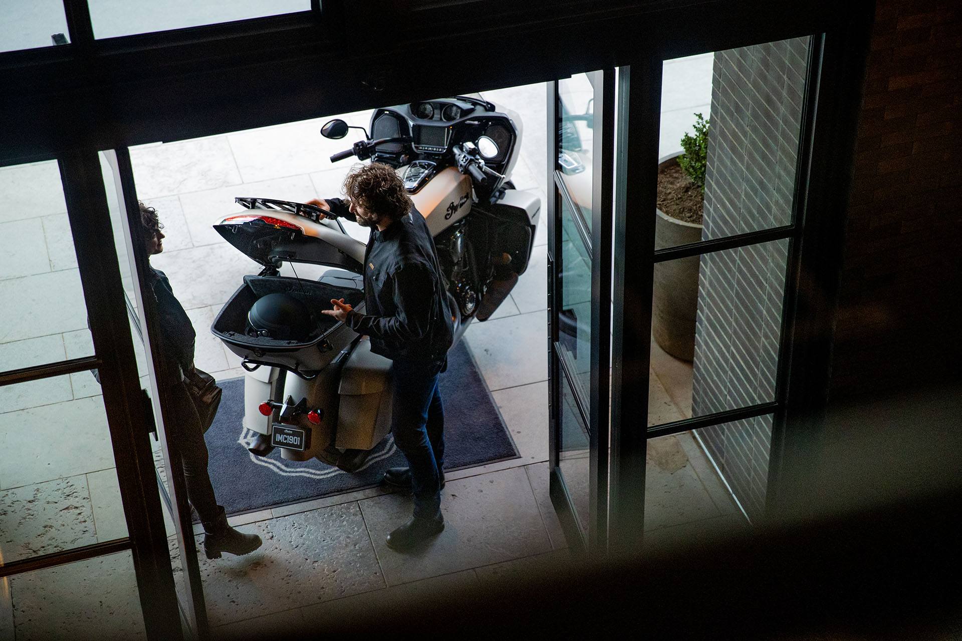 2022 Indian Motorcycle Pursuit® Dark Horse® in Fort Lauderdale, Florida - Photo 23