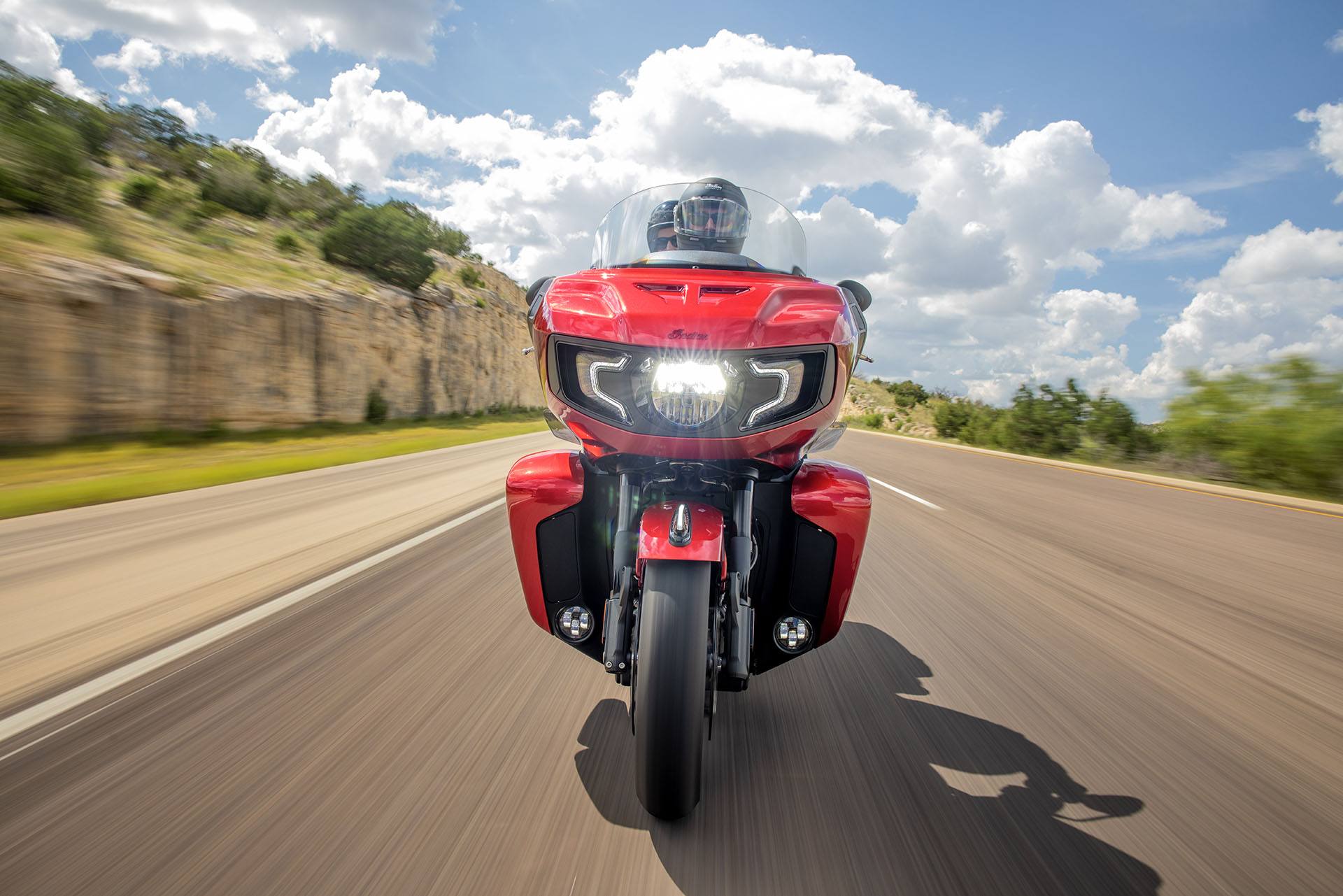 2022 Indian Motorcycle Pursuit® Dark Horse® with Premium Package in Fort Lauderdale, Florida - Photo 10