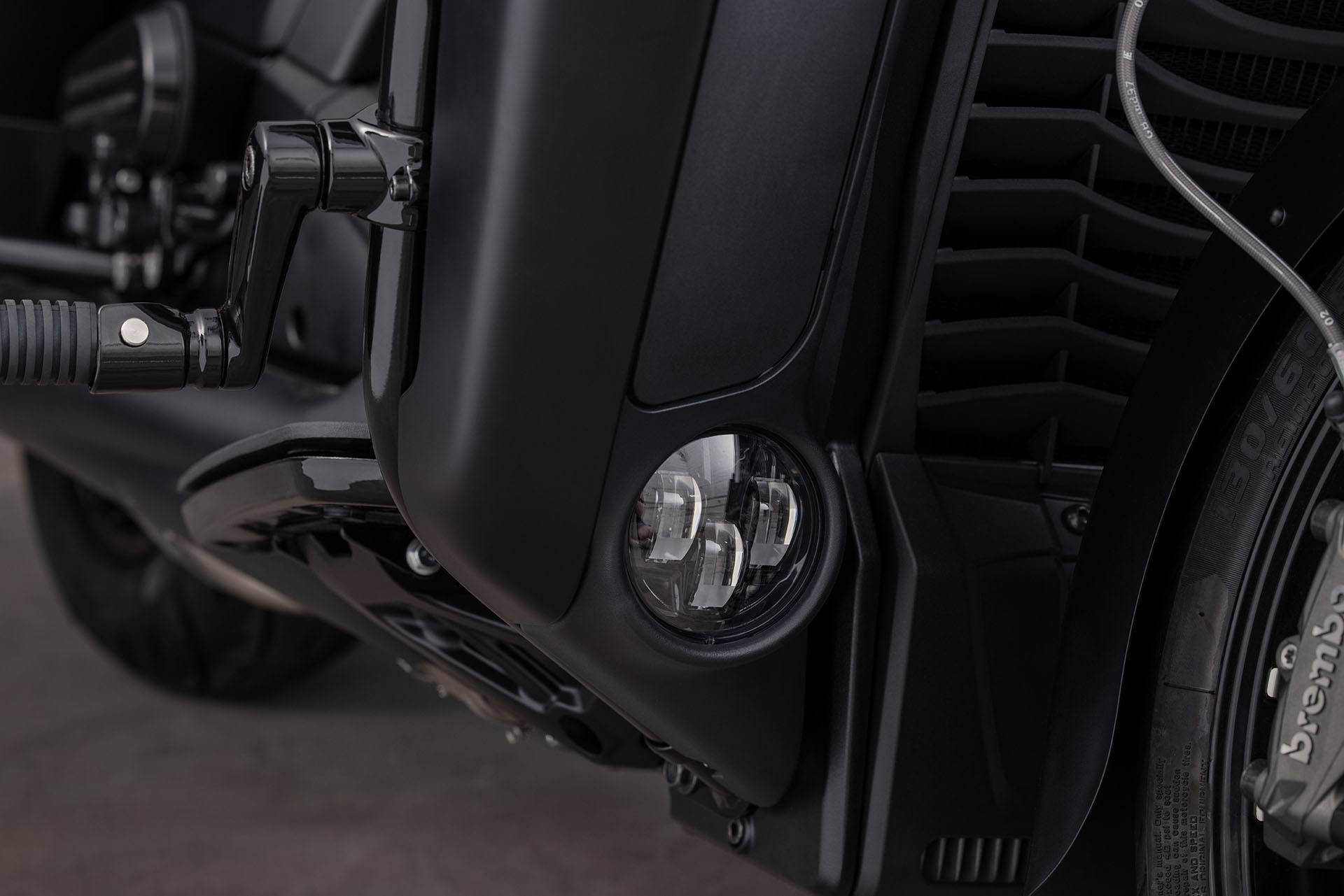2022 Indian Motorcycle Pursuit® Dark Horse® with Premium Package in Fort Lauderdale, Florida - Photo 19