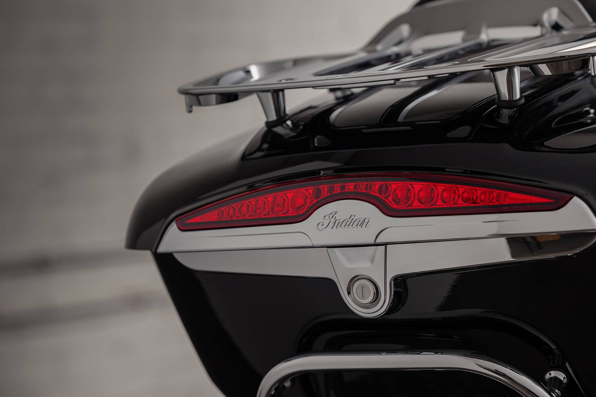 2022 Indian Motorcycle Pursuit® Limited in Fort Lauderdale, Florida - Photo 10