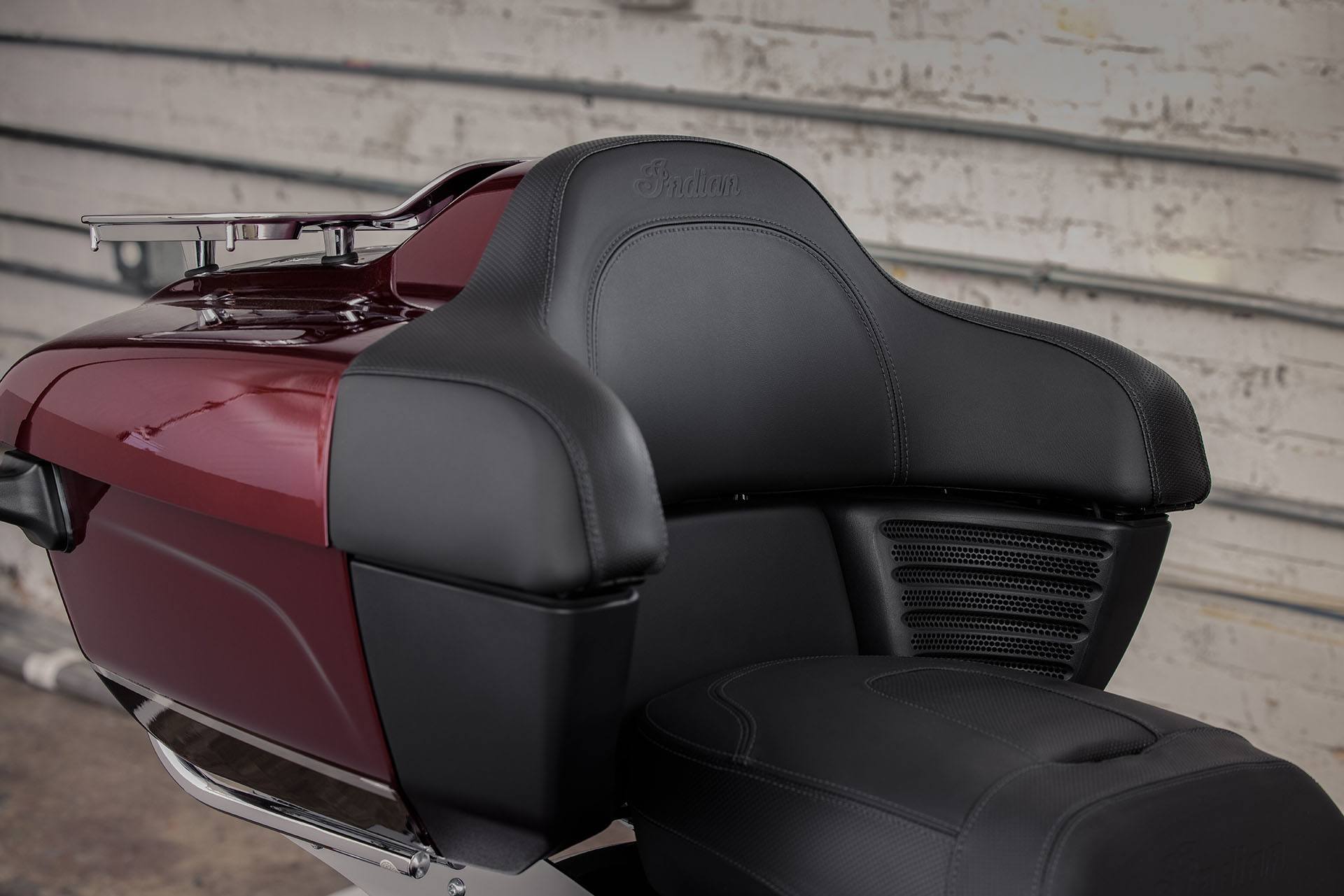 2022 Indian Motorcycle Pursuit® Limited® with Premium Package in Fort Lauderdale, Florida - Photo 15