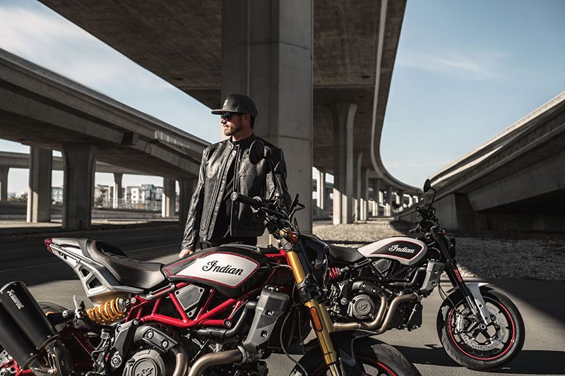 2022 Indian Motorcycle FTR R Carbon in Fort Lauderdale, Florida - Photo 11