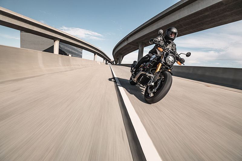 2022 Indian Motorcycle FTR R Carbon in Fort Lauderdale, Florida - Photo 14