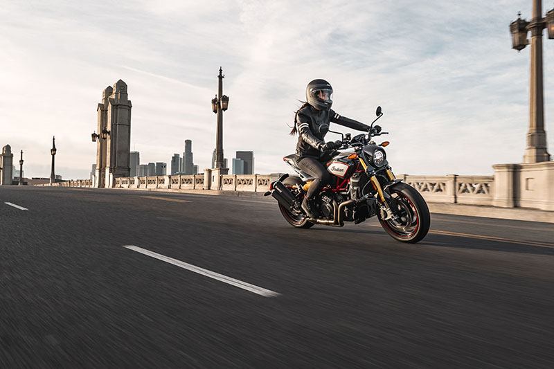 2022 Indian Motorcycle FTR R Carbon in Fort Lauderdale, Florida - Photo 16