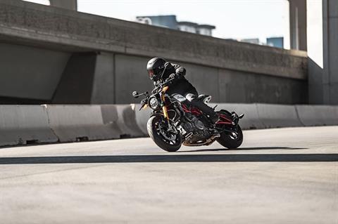 2022 Indian Motorcycle FTR R Carbon in Fort Lauderdale, Florida - Photo 17