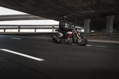 2022 Indian Motorcycle FTR R Carbon in Fort Lauderdale, Florida - Photo 18