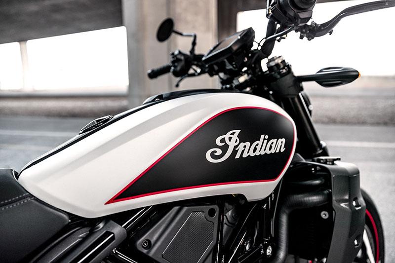 2022 Indian Motorcycle FTR S in Fort Lauderdale, Florida - Photo 16