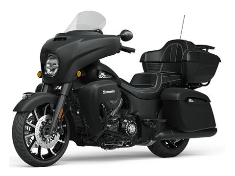 2022 Indian Motorcycle Roadmaster® Dark Horse® in Fort Lauderdale, Florida - Photo 2