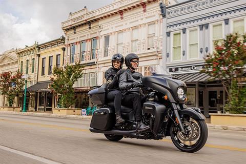 2022 Indian Motorcycle Roadmaster® Dark Horse® in Fort Lauderdale, Florida - Photo 6