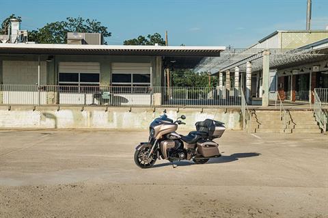 2022 Indian Motorcycle Roadmaster® Dark Horse® in Fort Lauderdale, Florida - Photo 7