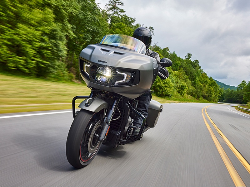 2024 Indian Motorcycle Challenger® Dark Horse® in Fort Lauderdale, Florida - Photo 16
