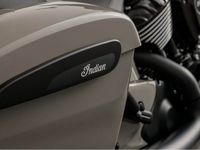 2024 Indian Motorcycle Chieftain® Dark Horse® in Fort Lauderdale, Florida - Photo 11