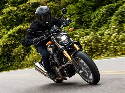2024 Indian Motorcycle FTR R Carbon in Fort Lauderdale, Florida - Photo 15