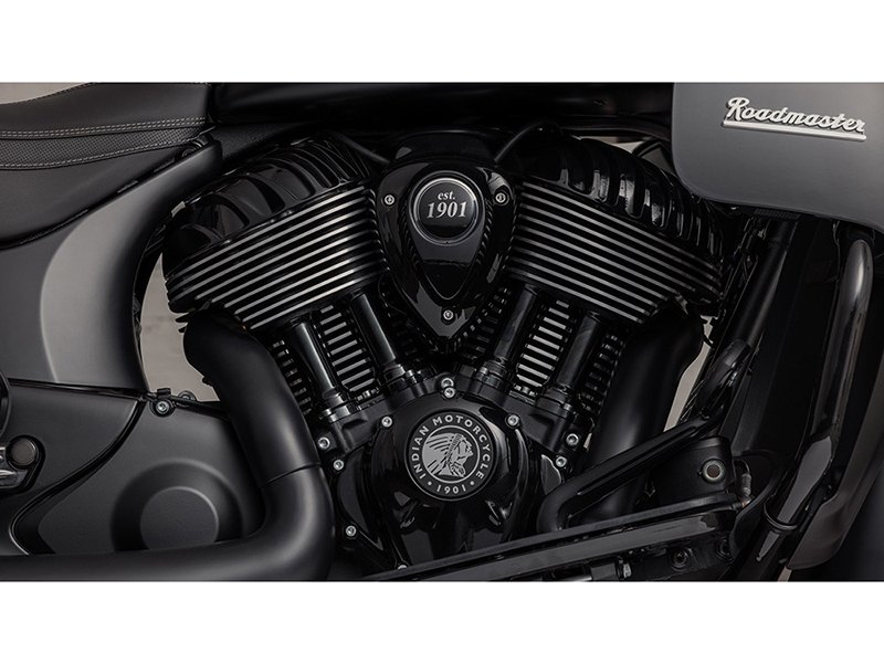 2024 Indian Motorcycle Roadmaster® Dark Horse® in Fort Lauderdale, Florida - Photo 11