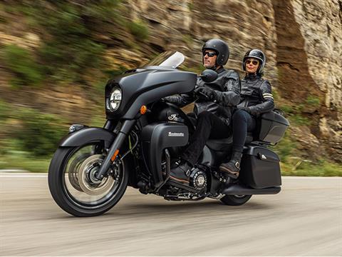 2024 Indian Motorcycle Roadmaster® Dark Horse® in Fort Lauderdale, Florida - Photo 14