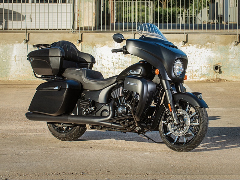 2024 Indian Motorcycle Roadmaster® Dark Horse® in Fort Lauderdale, Florida - Photo 17