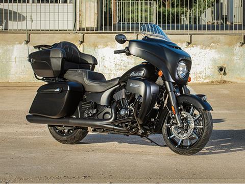 2024 Indian Motorcycle Roadmaster® Dark Horse® in Fort Lauderdale, Florida - Photo 17