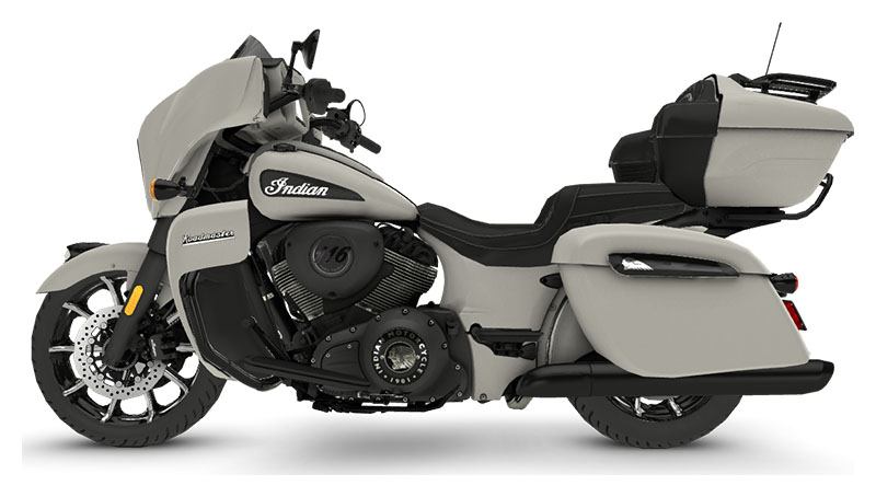 2024 Indian Motorcycle Roadmaster® Dark Horse® in Fort Lauderdale, Florida - Photo 4