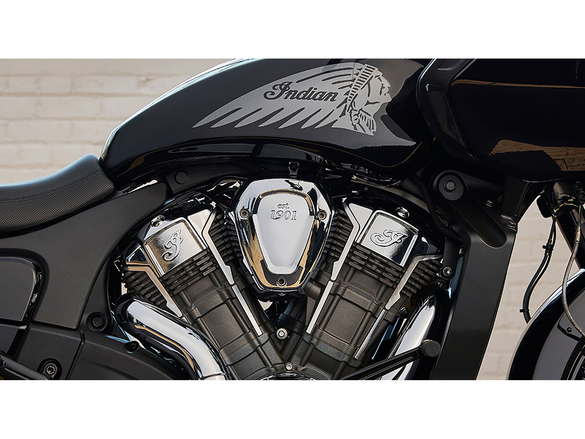 2024 Indian Motorcycle Challenger® in Fort Lauderdale, Florida - Photo 9
