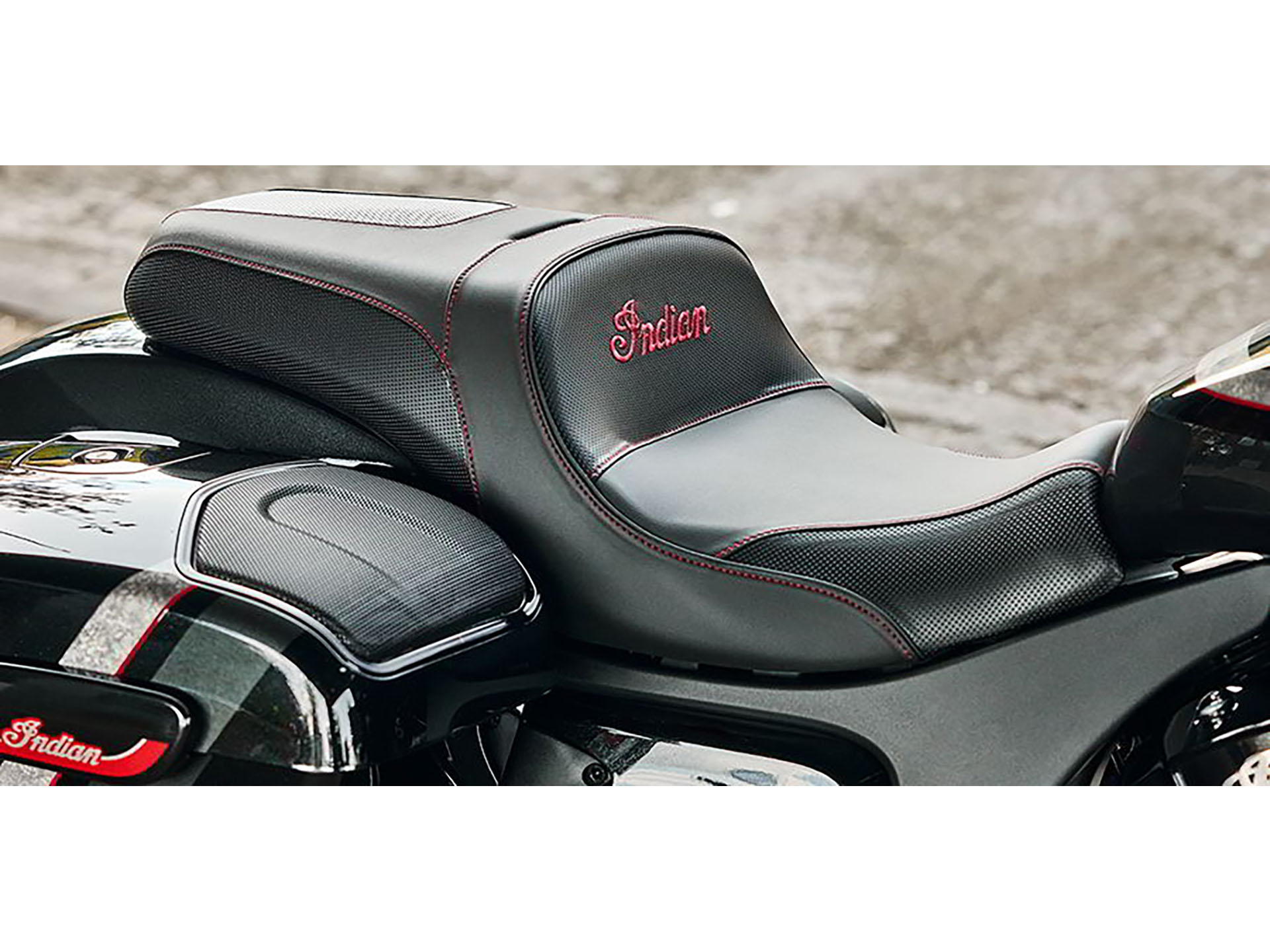 2024 Indian Motorcycle Challenger® Elite in Fort Lauderdale, Florida - Photo 13