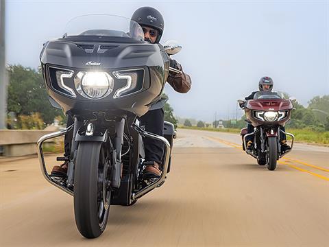 2024 Indian Motorcycle Challenger® Limited in Fort Lauderdale, Florida - Photo 13